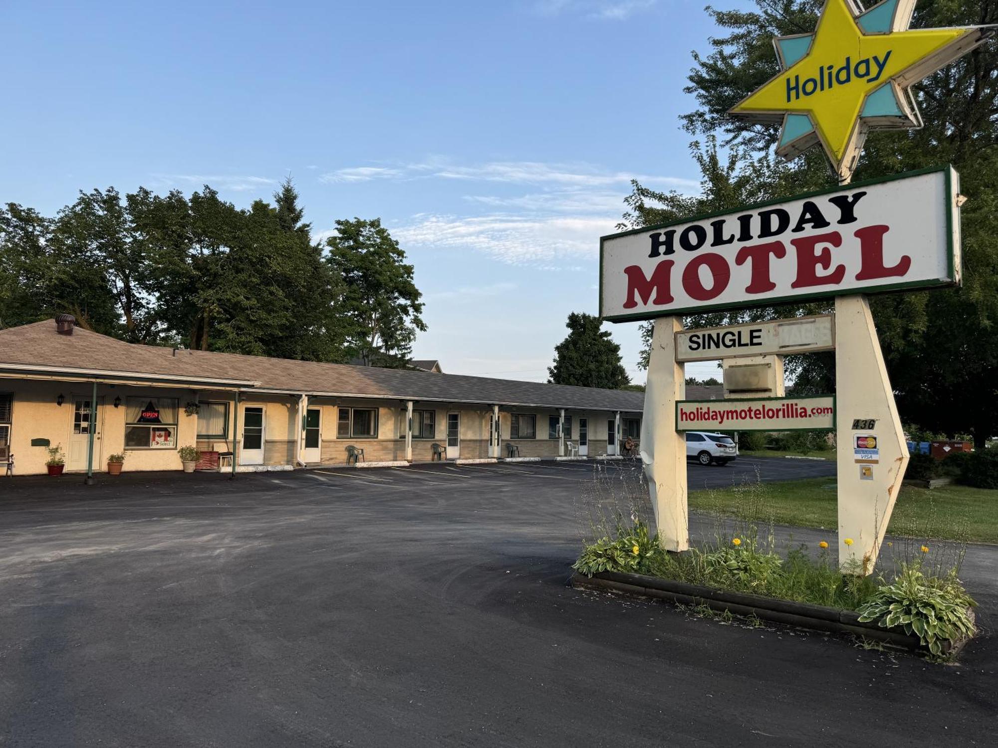 Holiday Motel Orillia Exterior foto