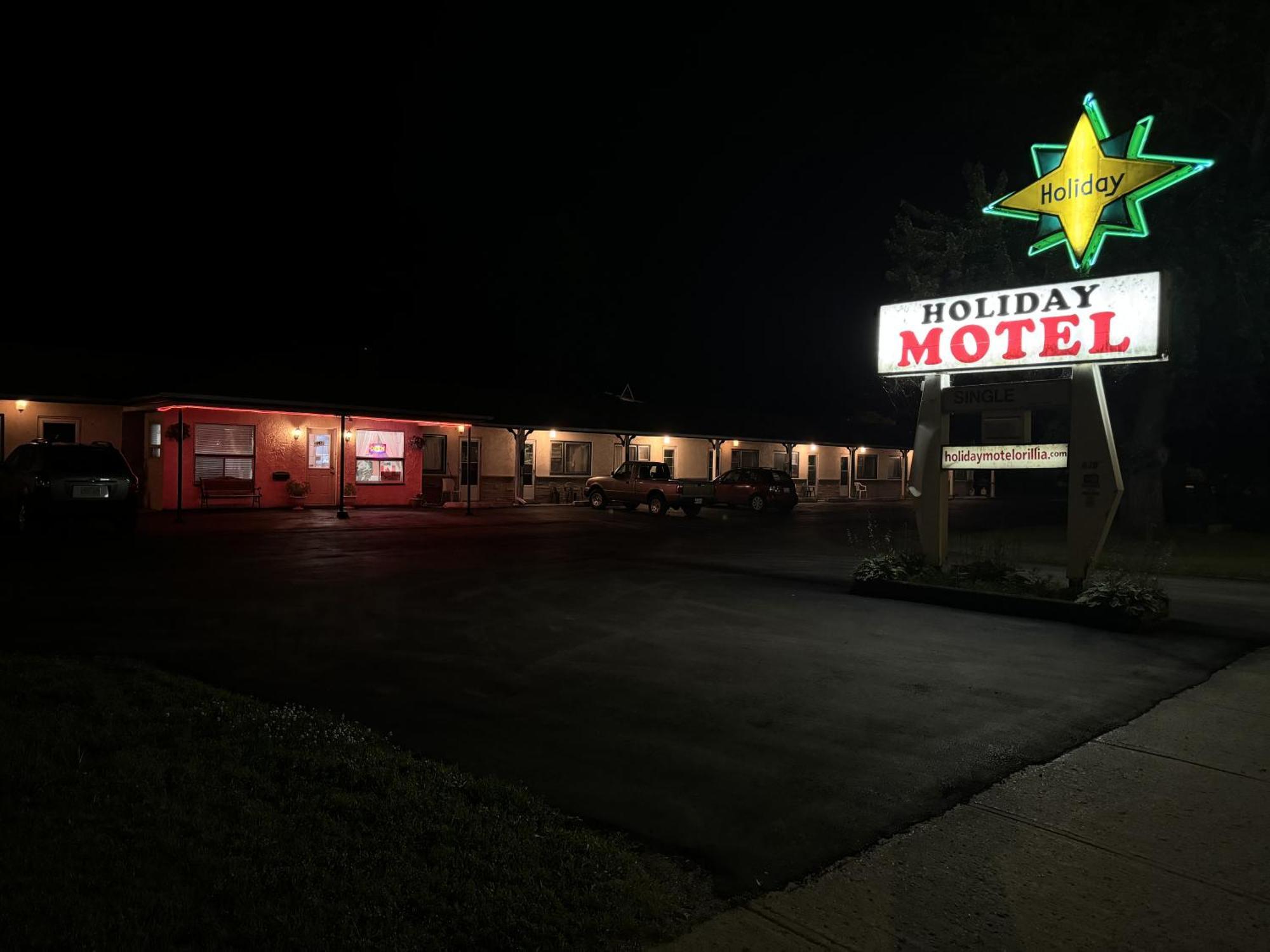 Holiday Motel Orillia Exterior foto